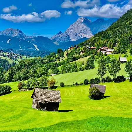 12, Am Sonnenhang, Hochstrasse Апартаменти