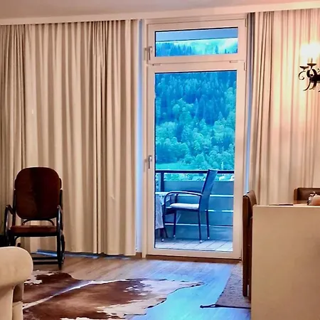 Apartment 12, Am Sonnenhang, Hochstrasse *