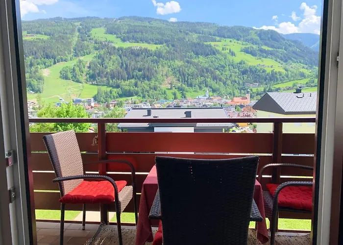 12, Am Sonnenhang, Hochstrasse Apartment